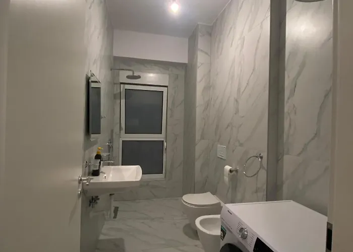 Hena's Apartament Lejlighed Tirana